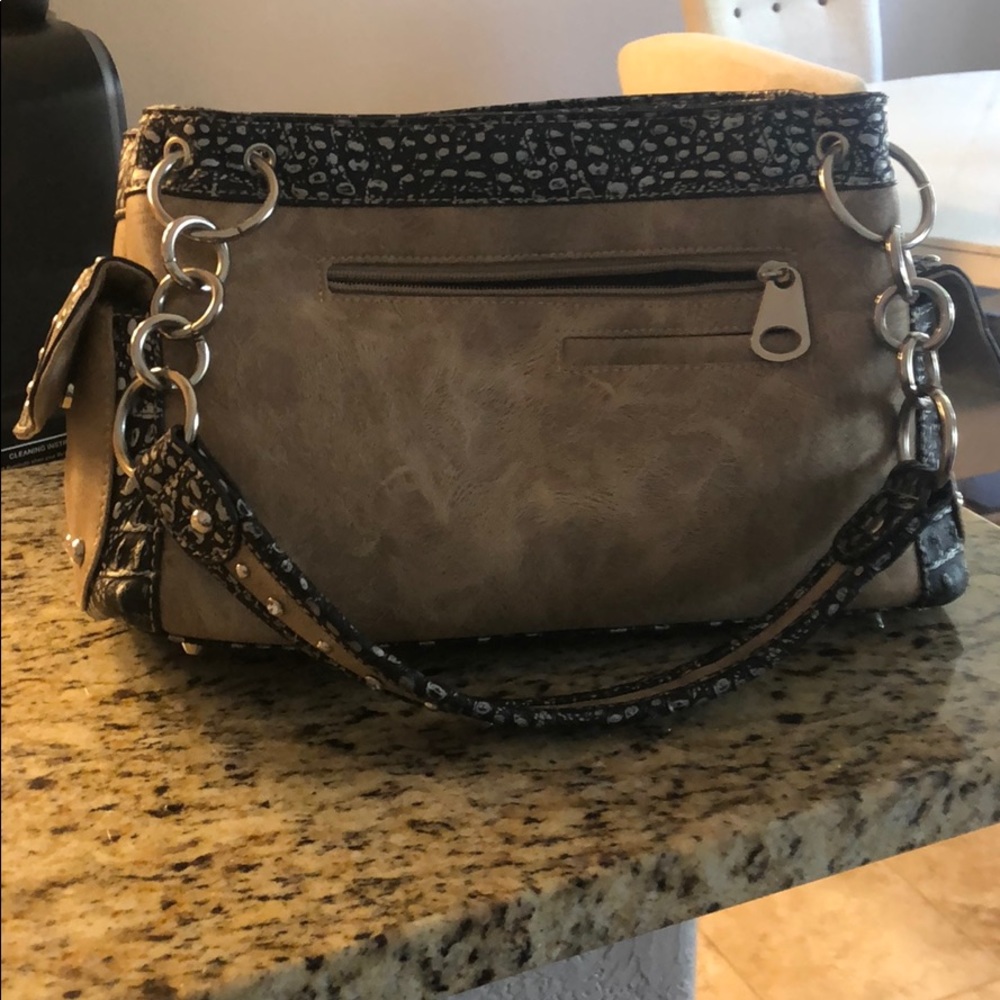 Purse - Picture 4 of 4
